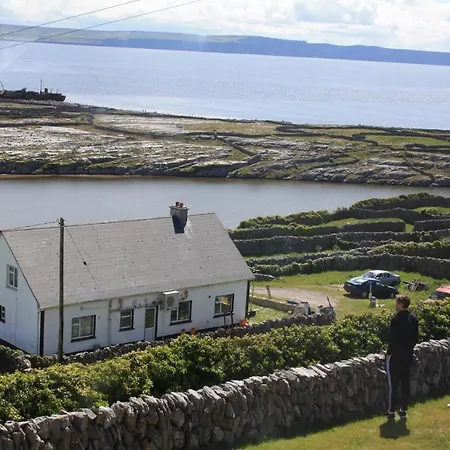 Cliffs Of Moher View Casa de hóspedes Inisheer