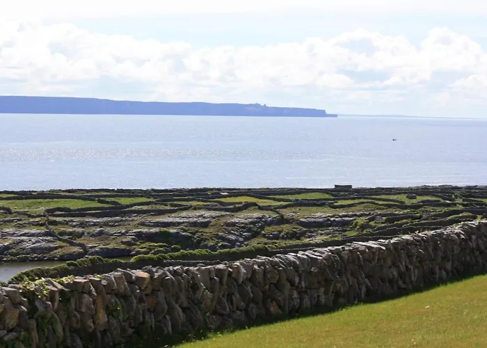 Hotel Cliffs Of Moher View Inis Oírr