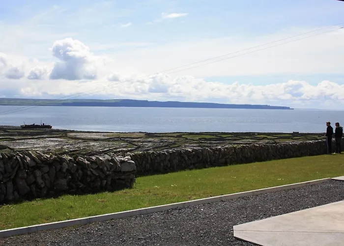 Cliffs Of Moher View Hotel Inis Oírr